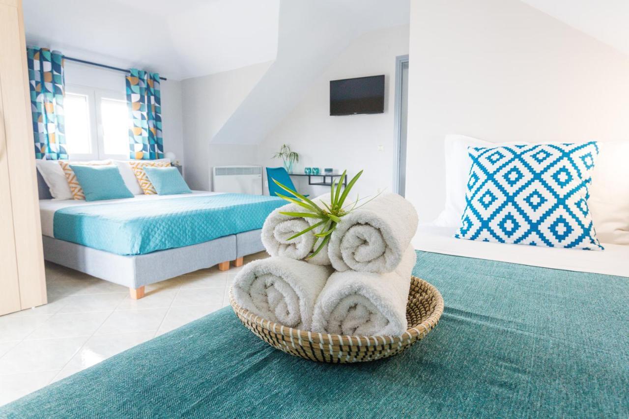 Ofrínion Joya Ofrynio Stylish Suites מראה חיצוני תמונה