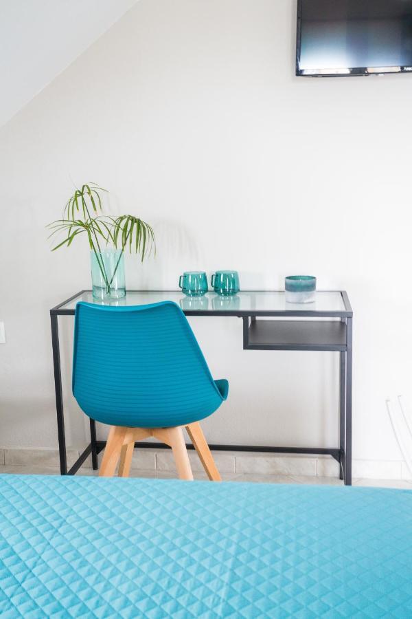 Ofrínion Joya Ofrynio Stylish Suites מראה חיצוני תמונה