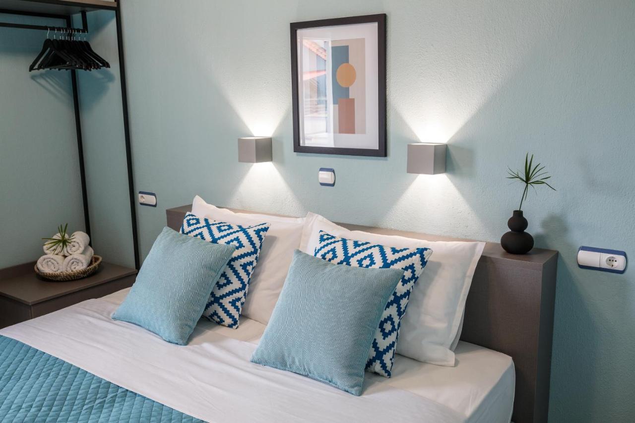 Ofrínion Joya Ofrynio Stylish Suites מראה חיצוני תמונה