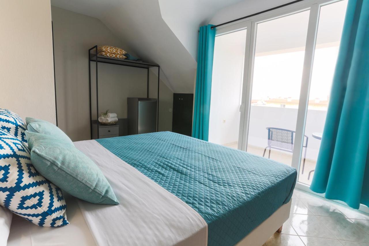 Ofrínion Joya Ofrynio Stylish Suites מראה חיצוני תמונה