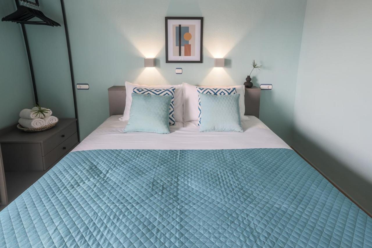 Ofrínion Joya Ofrynio Stylish Suites מראה חיצוני תמונה