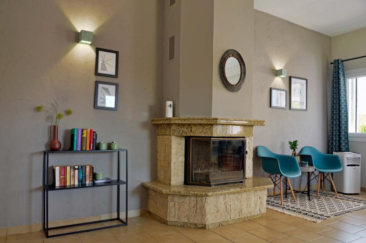 Ofrínion Joya Ofrynio Stylish Suites מראה חיצוני תמונה